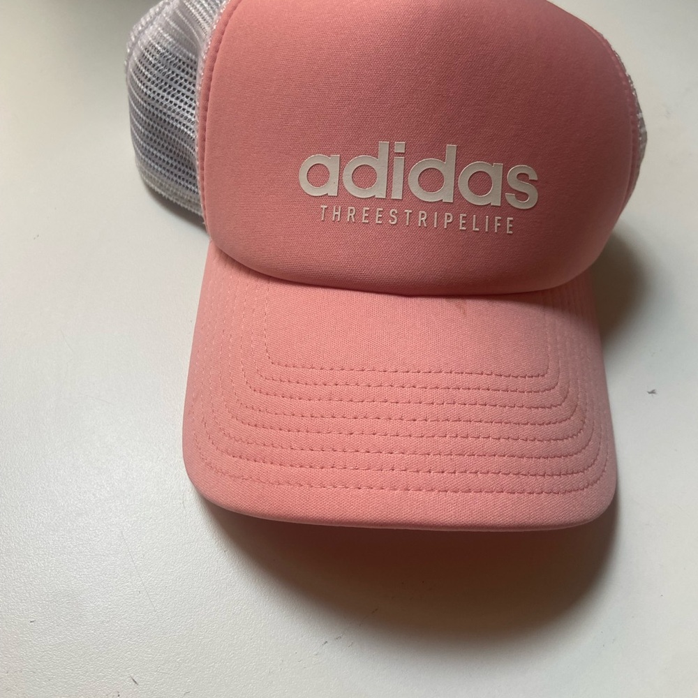 Adidas hat - Picture 2 of 4